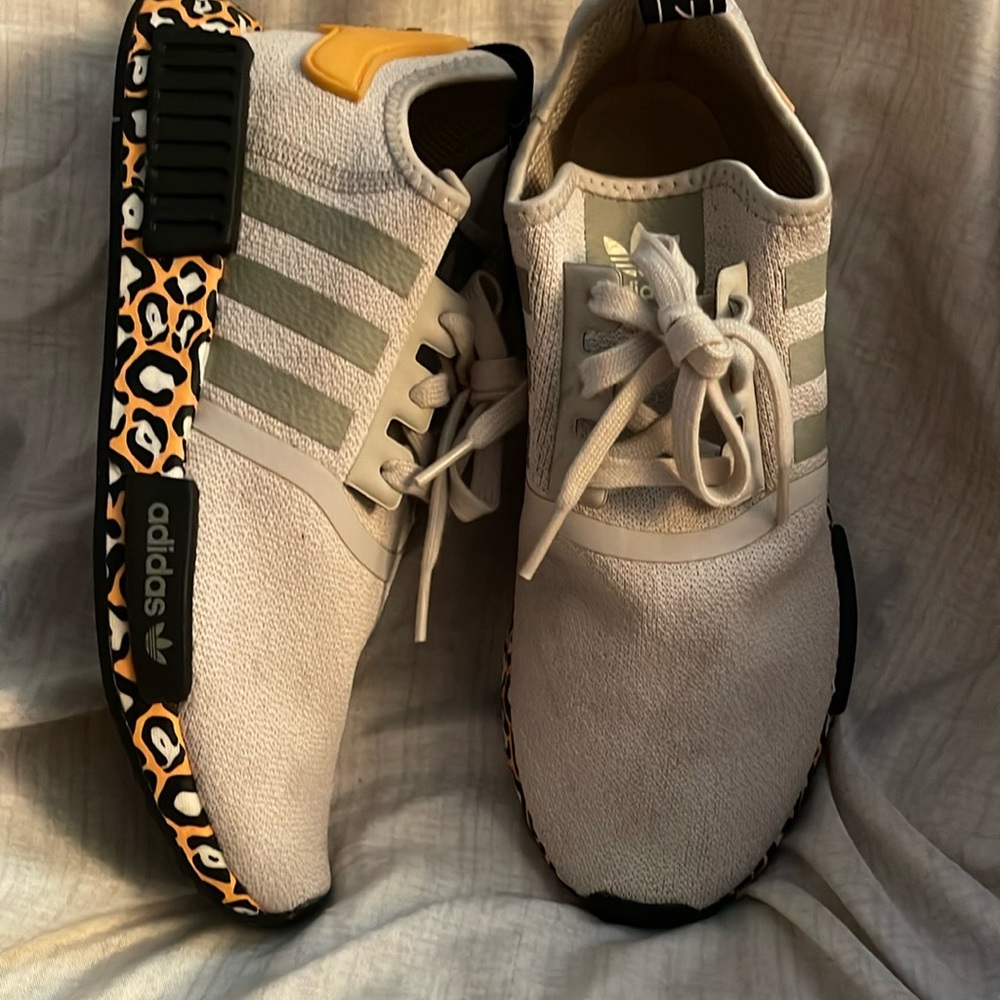 Women’s beige color/ Leopard NMD Adidas 8.5